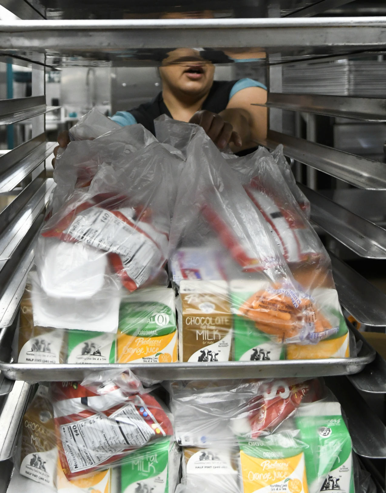 032020 Food distribution 02.jpg